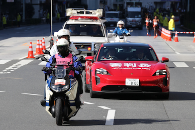 電気自動車の画像